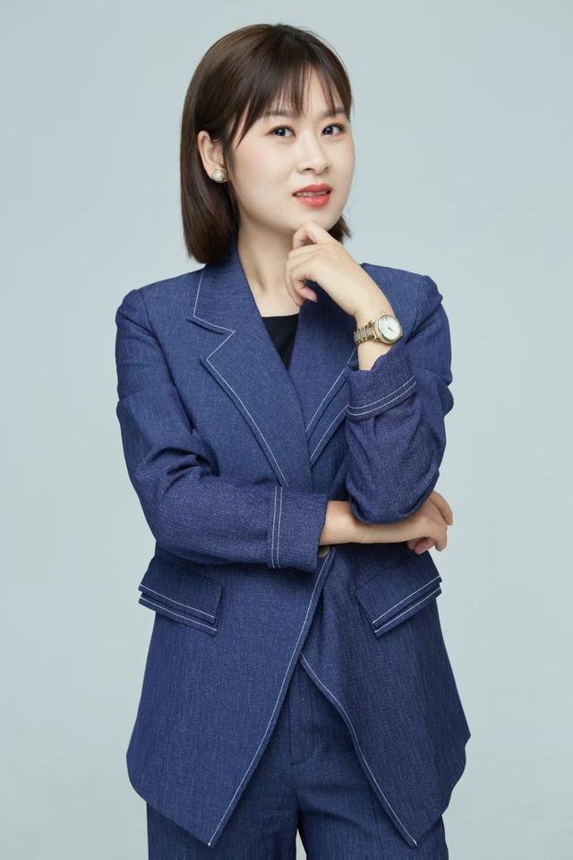 减免学费200万，她把美业教育做成脱贫产业