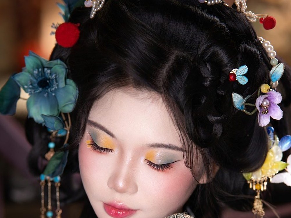 单眼皮内双怎么画眼妆？看这一篇就够了