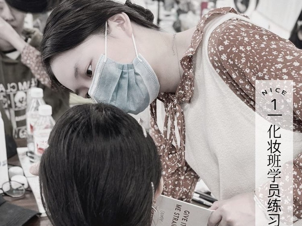 日常伪素颜淡妆怎么画？上班上学都合适