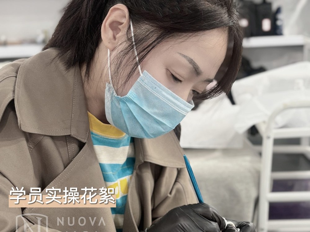 纹绣后怎么护理：结痂期和恢复期注意什么