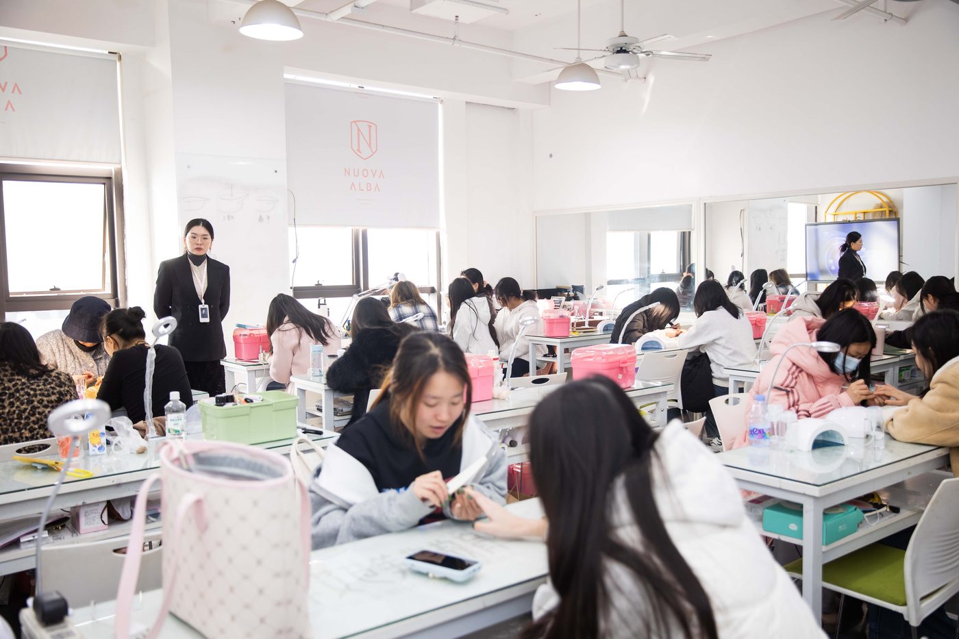 美甲学员练习