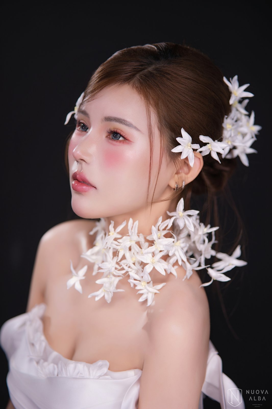 写真-淡粉清透腮红纯欲森系白花写真妆造-竖屏-B-37