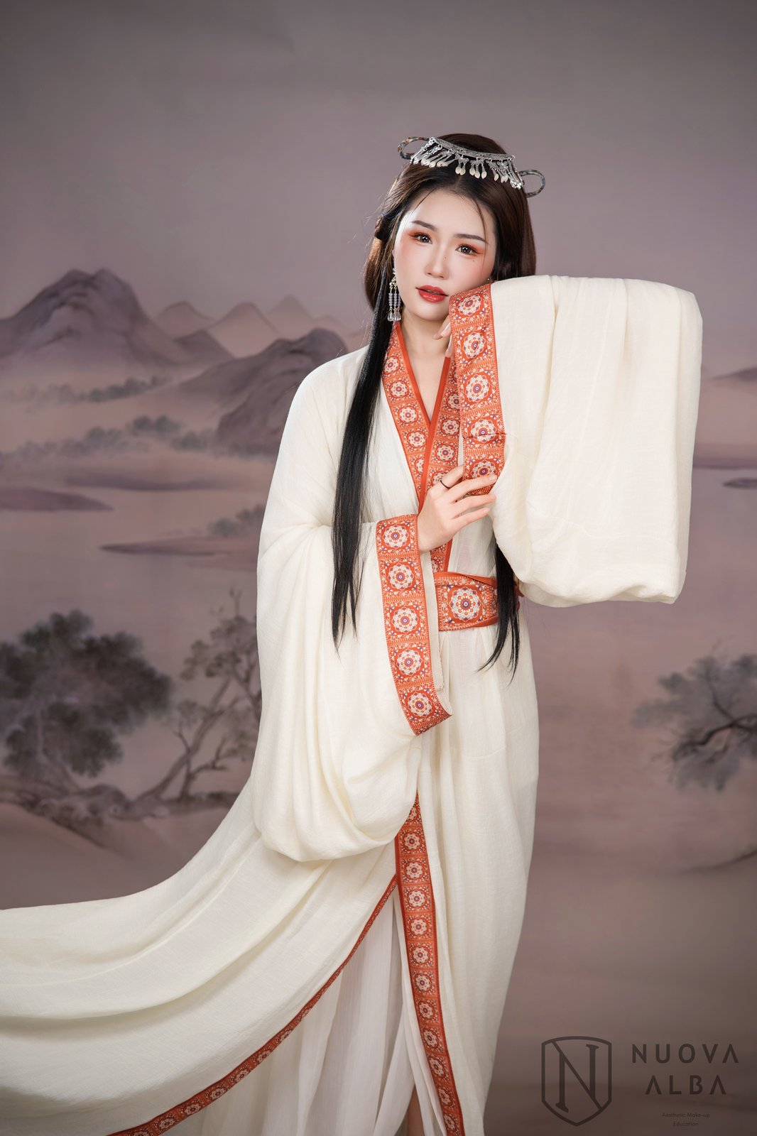 古装-苗银银饰古风汉服造型-竖屏-B-239