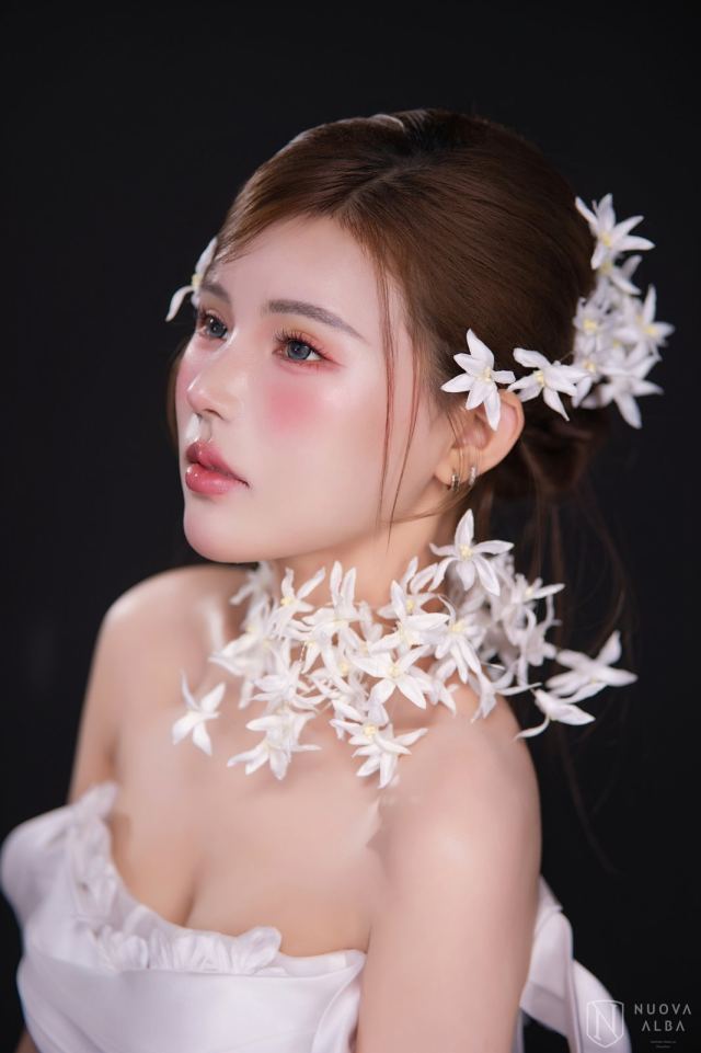 写真-淡粉清透腮红纯欲森系白花写真妆造-竖屏-B-37
