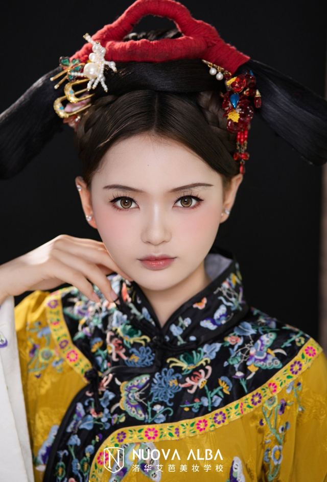 2026-课堂作品-古风影视班课堂-清宫女复原妆