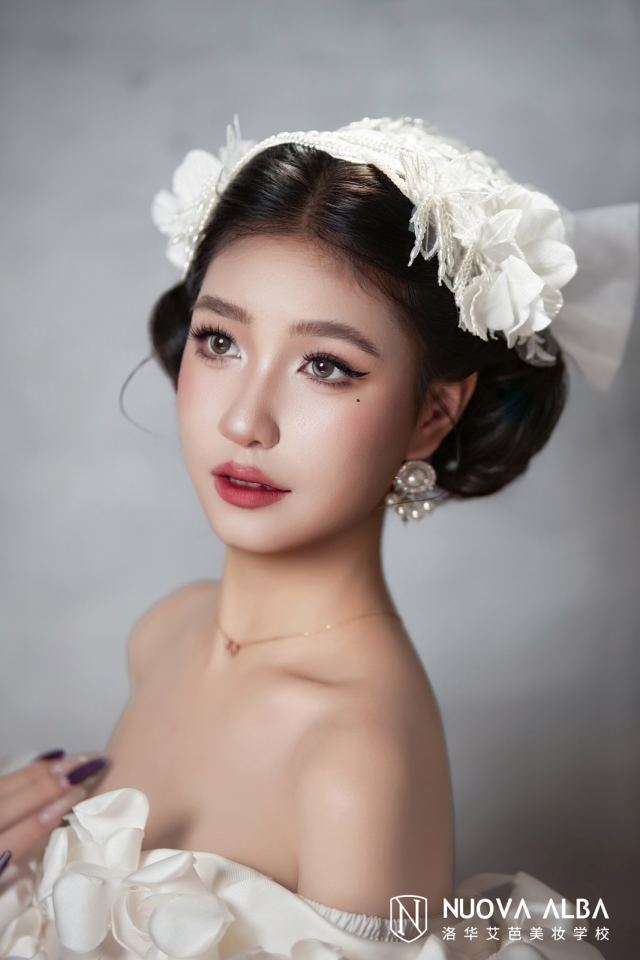 2026-课堂作品-复古新娘