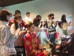 2019-4-15洛华艾芭与湖南卫视节目化妆花