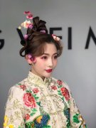 <b>化妆新手如何才能化好妆?</b>