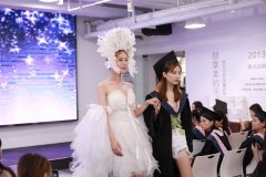 <b>学化妆要多少钱？长沙星沙哪里有化妆</b>