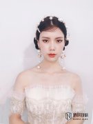 <b>长沙学化妆盘发学校有哪些  </b>