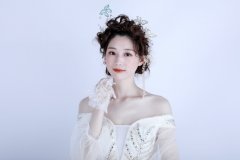 <b>我想学化妆，新手学化妆容易吗</b>