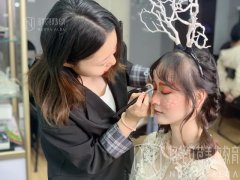 <b>长沙正规靠谱化妆学校有哪些？</b>