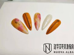 <b>株洲学美甲哪家学校好？</b>