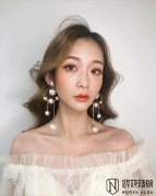 <b>娄底专业化妆培训学校教你画眼妆</b>