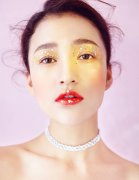 听了化妆师的一番话，发觉我之前都做