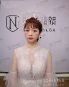 张家界学化妆美甲哪里好